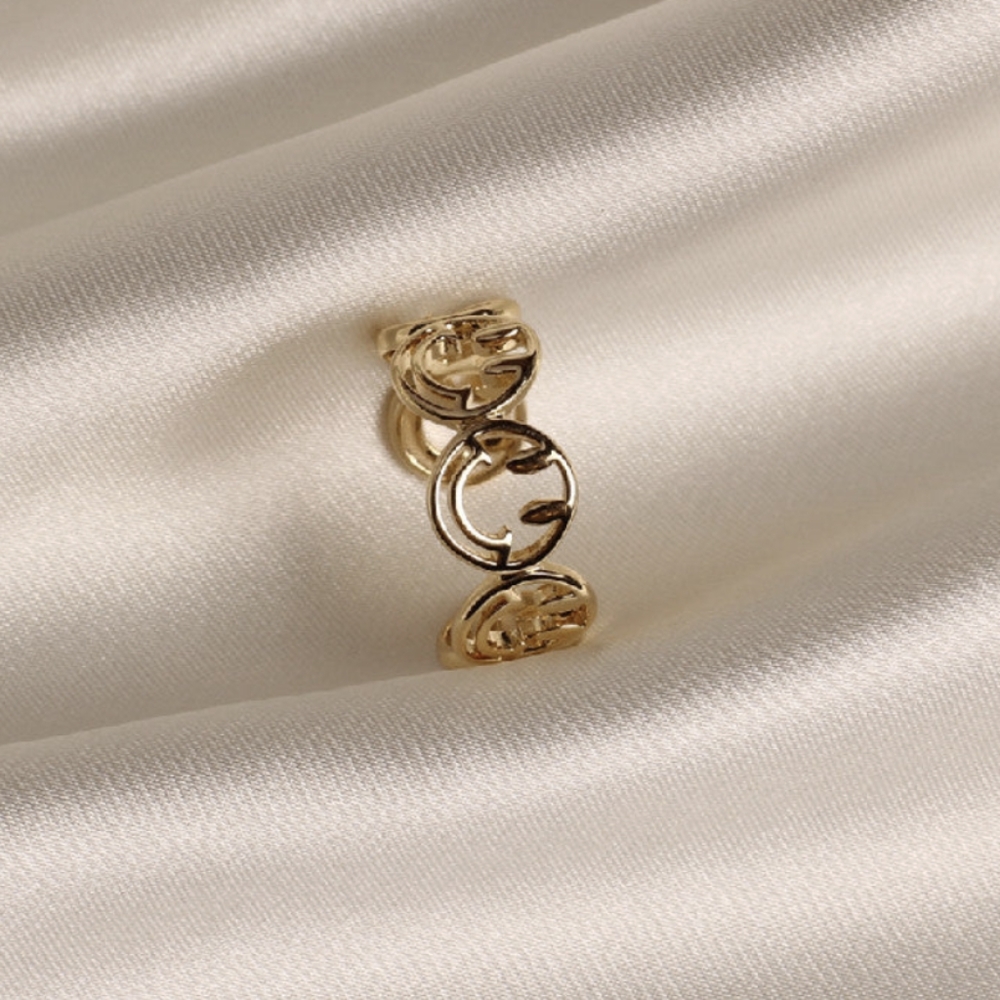 Happy face gold ring